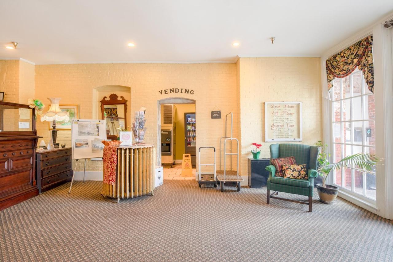 The Belmont Inn By Oyo Abbeville ภายนอก รูปภาพ