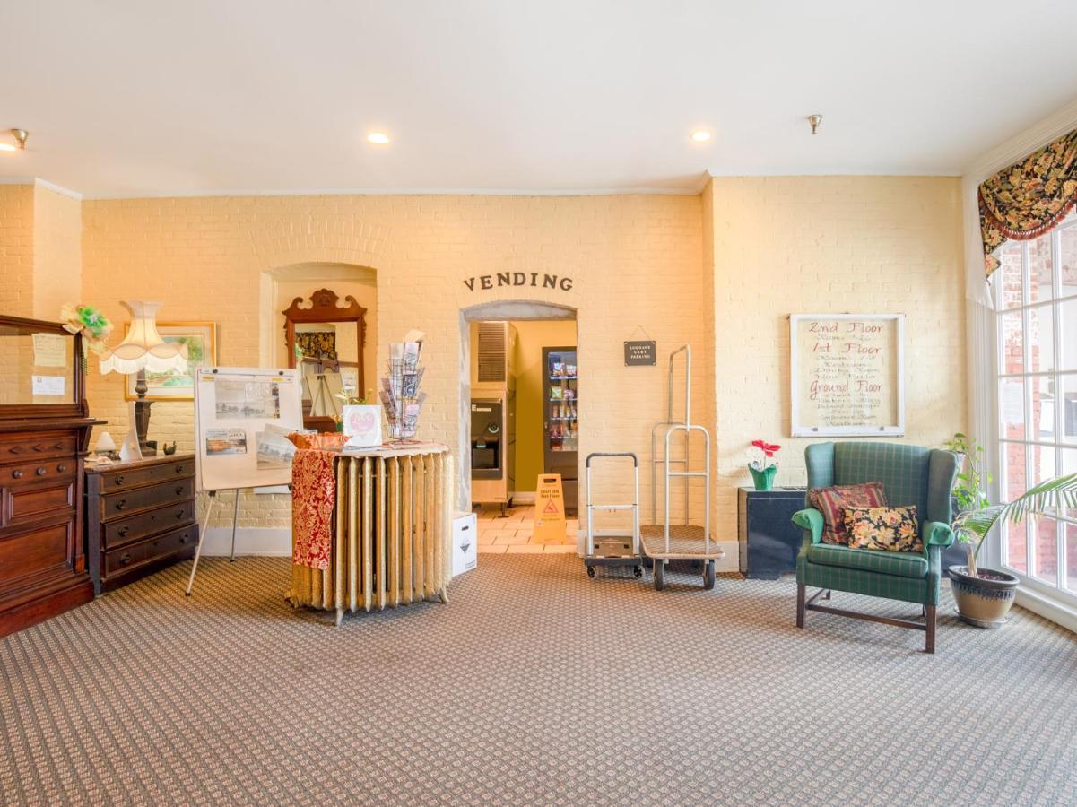The Belmont Inn By Oyo Abbeville ภายนอก รูปภาพ